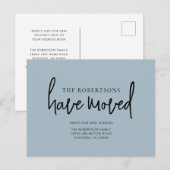 Nieuw Adres Modern Calligrafie Dusty Blue Moving Aankondigingskaart (Voorkant / Achterkant)