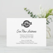 Nieuw adreswijziging met bedrijfslogo aankondiging (Staand voorkant)