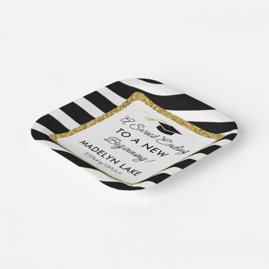 Nieuw beginnerdessert Afstuderen zoet beëindigen Papieren Bordje (Gebogen)