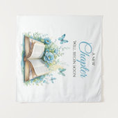 Nieuw Chapter Blue Brunch Boek Baby shower Achterg Wandkleed (Voorkant (horizontaal))