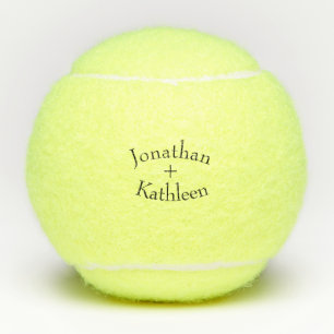 Nieuw echtpaar namen tennisballen