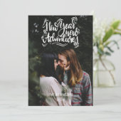 Nieuw jaar nieuw avonturen modern fotokaartscript feestdagenkaart (Staand voorkant)