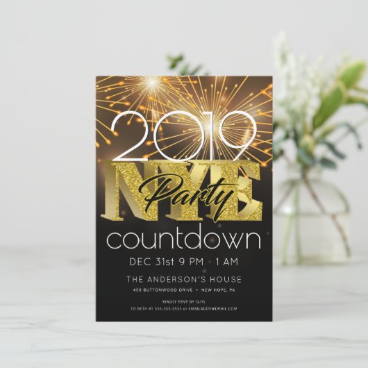 NIEUW JAAR'S EVE PARTIJ MODERNE VUURWERK KAART (Staand voorkant)