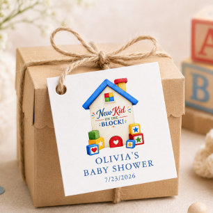 Nieuw kind op het blok cadeautag bedankjes labels