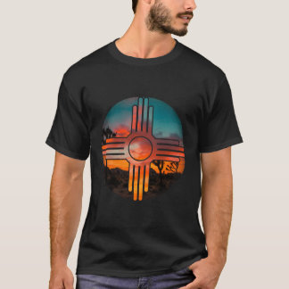 Nieuw Mexico Zia symbool en landschap T-shirt