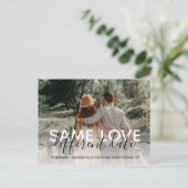 Nieuw plan moderne typografie bruiloft verandert d aankondigingskaart (Staand voorkant)