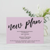 Nieuw plan uitgestelde bruiloft licht mauve roze k kaart (Staand voorkant)