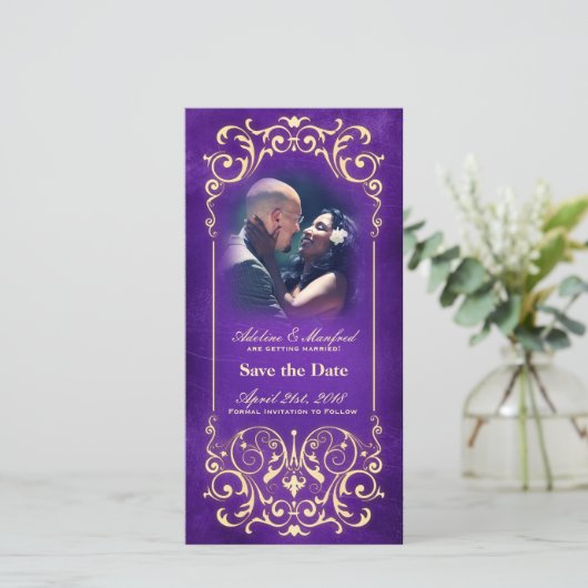 Nieuw Victoriaans: Gold & Eggplant sparen de Datum Save The Date (Staand voorkant)
