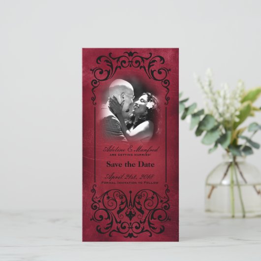 Nieuw Victoriaans: Rood en zwart sparen de Datum Save The Date (Staand voorkant)