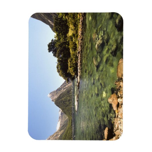 Nieuw-Zeeland, Miter Peak en Bowen die de rivier b Magneet (Verticaal)