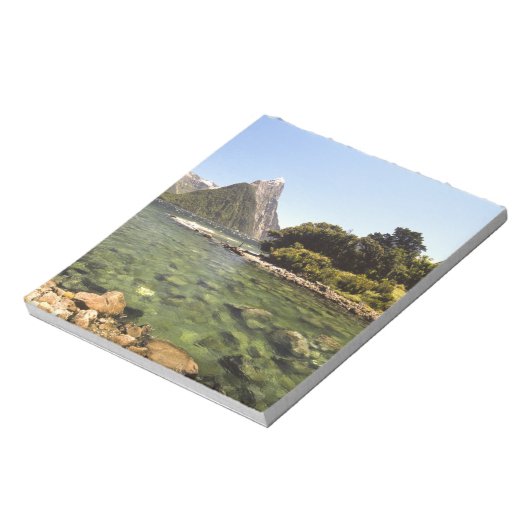 Nieuw-Zeeland, Miter Peak en Bowen die de rivier b Notitieblok (Linkerzijde)