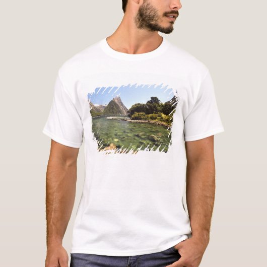 Nieuw-Zeeland, Miter Peak en Bowen die de rivier b T-shirt (Voorkant)