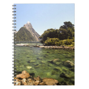 Nieuw-Zeeland, Mitre Peak, & Bowenrivier mondt uit Notitieboek