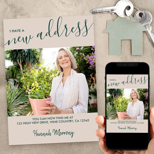 Nieuwe adresfoto en legant Script Beige Moving Aankondiging