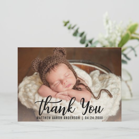 Nieuwe Baby Dank u Blk Script Kraft Kaart (Staand voorkant)