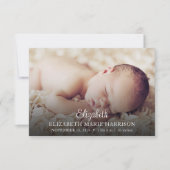Nieuwe Baby Elegante Script Foto Geboorteaankondig Kaart (Voorkant)