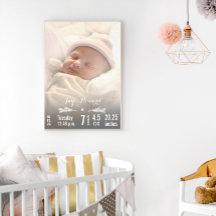 Nieuwe babyfoto met babyspecifieke informatie denn