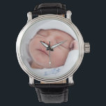Nieuwe babyfoto's bekijken horloge<br><div class="desc">Draag een foto van je nieuwe baby op je horloge zodat iedereen het kan zien. Voeg je eigen pasgeboren foto toe.</div>