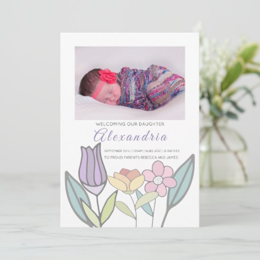 Nieuwe babypastbloemen, aangepast (groen) aankondiging (Staand voorkant)