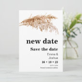 Nieuwe Datum Pampas Grass Wedding Save The Date Ka Kaart (Staand voorkant)