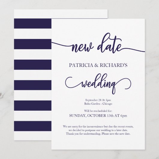 Nieuwe datum uitgestelde bruiloft Navy Blue Script Kaart (Voorkant / Achterkant)