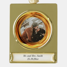 Nieuwe gehuwde gouden ring en nieuwe jaar cerami verguld banner ornament