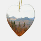 NIEUWE HAMPSHIRE-WITTE MOUNTAINEN KERAMISCH ORNAMENT (Links)