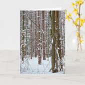 Nieuwe Jaars Verse Sneeuwval Op Bosbomen Kaart (Gele Bloem)