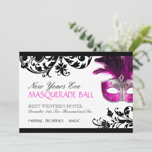 Nieuwe jaren Eve Masquerade Uitnodiging (Staand voorkant)