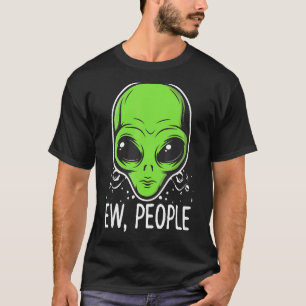Nieuwe mensen met een buitenaards gezicht tegen he t-shirt
