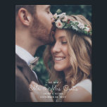 Nieuwe Mr & Mrs Passen getrouwd Foto Chic Wedding  Imitatie Canvas Print<br><div class="desc">Voeg een elegante touch toe aan de huisdecoraties van pasgetrouwden met een eenvoudig stijlvolle "nieuwe Mr. & Mrs" bruiloft foto keepsake faux canvas print. Het afbeelding en alle bewoordingen van deze sjabloon zijn eenvoudig aan te passen. Het ontwerp van de witte belettering overlay heeft een afbeelding naar keuze, chique trendy...</div>