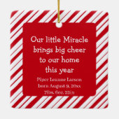 Nieuwe Ouder Baby's Eerste Kerstfoto Pepermunt Keramisch Ornament (Achterkant)