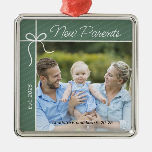 Nieuwe ouders Familie Eerste Kerstfoto Metalen Ornament (Voorkant)