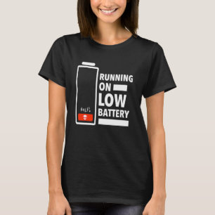Nieuwe vaders Nieuwe moeders met lege batterij Moe T-shirt