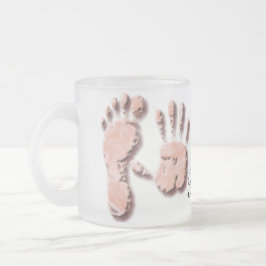 Nieuwe voetafdruk van een babyhand matglas koffiemok