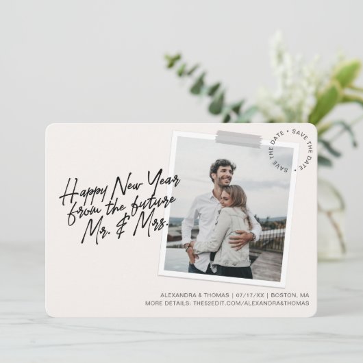 Nieuwjaar Verloving Save the Date Creme Foto Feestdagenkaart (Staand voorkant)