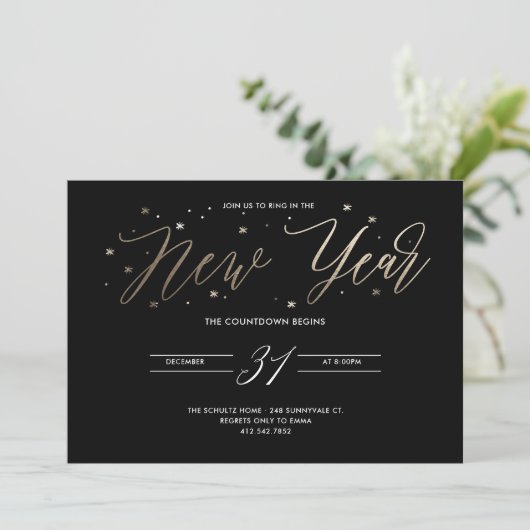 Nieuwjaarsfeest Gold Foil Party Invitation Black Kaart (Staand voorkant)