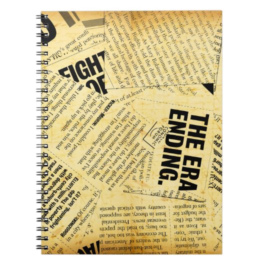 Nieuws papier met oud papier notitieboek (Voorkant)