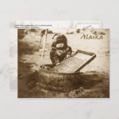 Nieuwsgierig Eskimo-kind met wasbord Briefkaart (Voorkant / Achterkant)