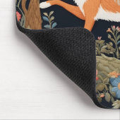 Nieuwsgierig Fox Faux Borduurwerk Elegant Bloemen Muismat (Hoek)