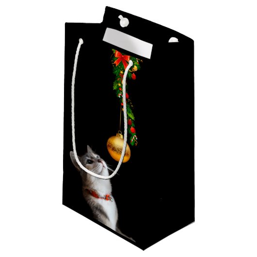 Nieuwsgierig kerstkatje klein cadeauzakje (Voorkant Gekanteld)