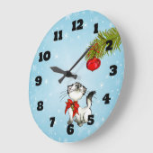 Nieuwsgierig keukenkat in een rode kerstbak grote klok (Hoek)