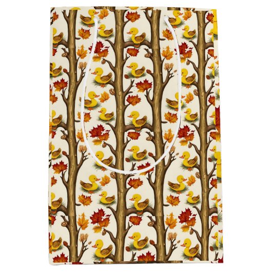 Nieuwsgierige eendjes en herfstbladeren Patroonont Medium Cadeauzakje (Voorkant)