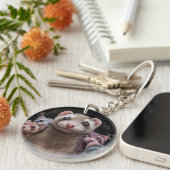 Nieuwsgierige fretten ronde acryl Sleutelhanger (Voorkant Rechts)