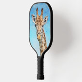 Nieuwsgierige Giraffe met Blue Confetti Sky Pickleball Paddle (Links)