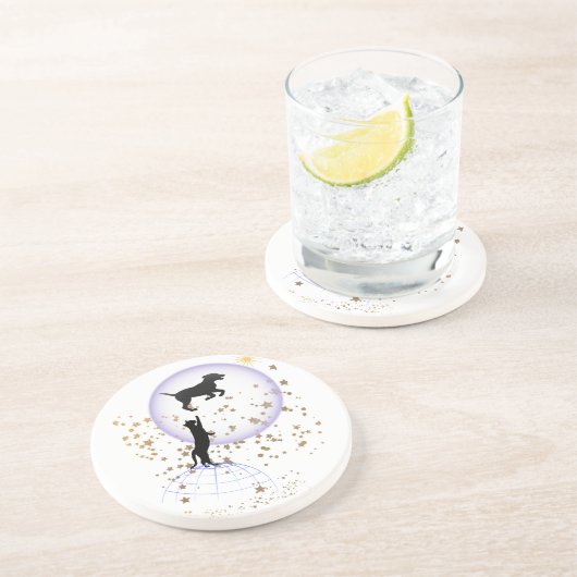 Nieuwsgierige kat en hond zandsteen onderzetter (Zijkant)