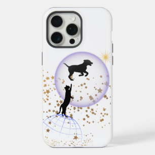 Nieuwsgierige kat en rennende hond iPhone 15 pro max case