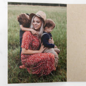 Nieuwsgierige kerstfoto Tri-Fold Kaart (Binnenzijde eerst)