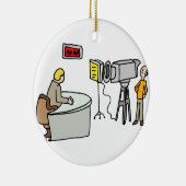 Nieuwsjournalistiek live in studio keramisch ornament (Rechts)