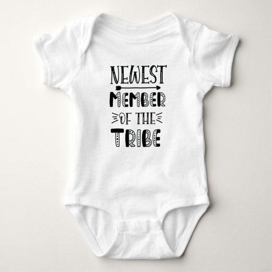 "nieuwste lid van de stam" Grappige Baby Bodysuit (Voorkant)